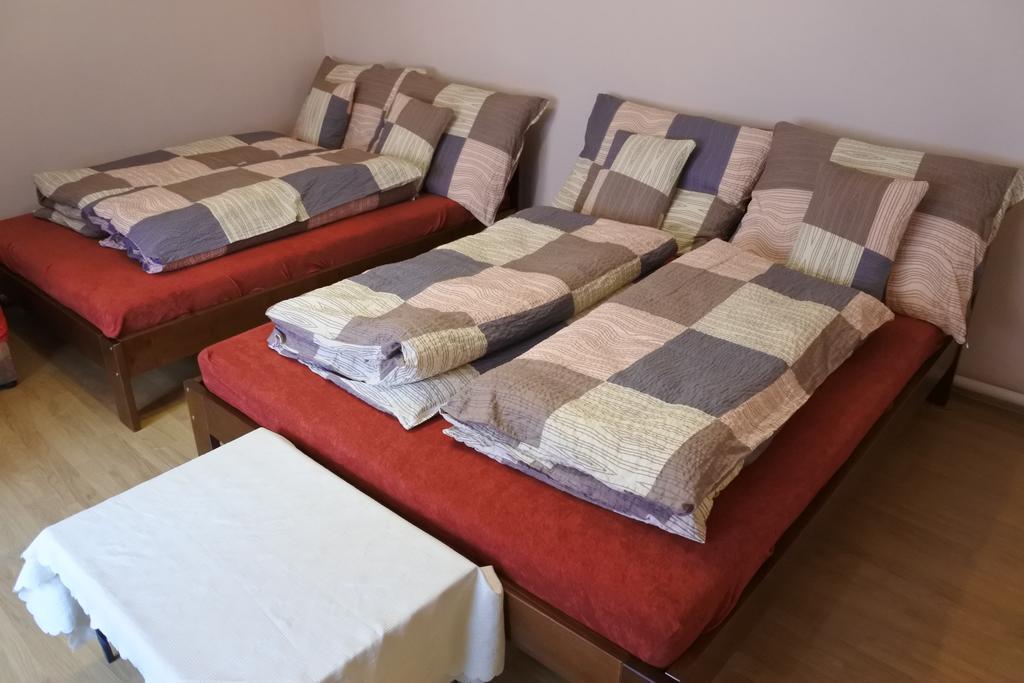 Kisasszony Apartman Eger Eksteriør bilde